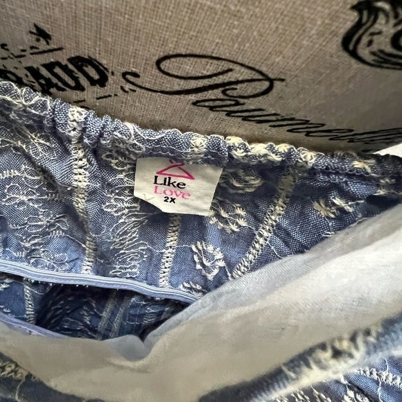 Like Love dress 2x, new no tags. Never worn - Picture 2 of 4